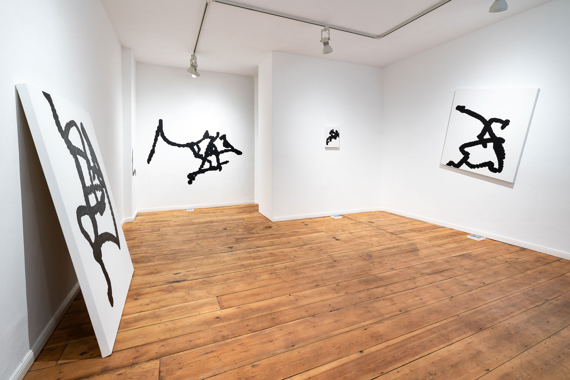 WESERHALLE-Steven-the-painter-install-01